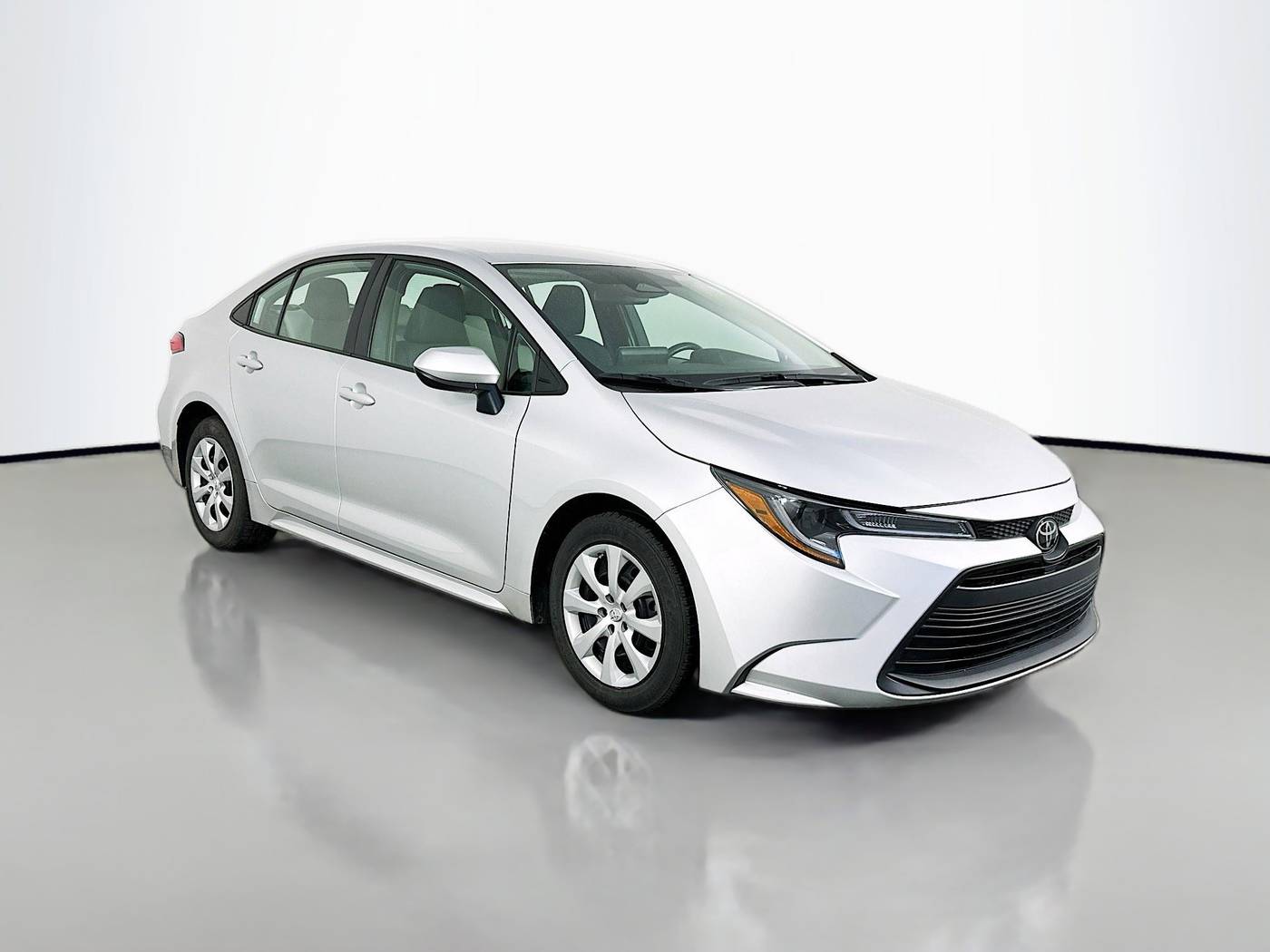 2023 Toyota Corolla LE — Sedan — 49,825 mi — Maplewood, MN