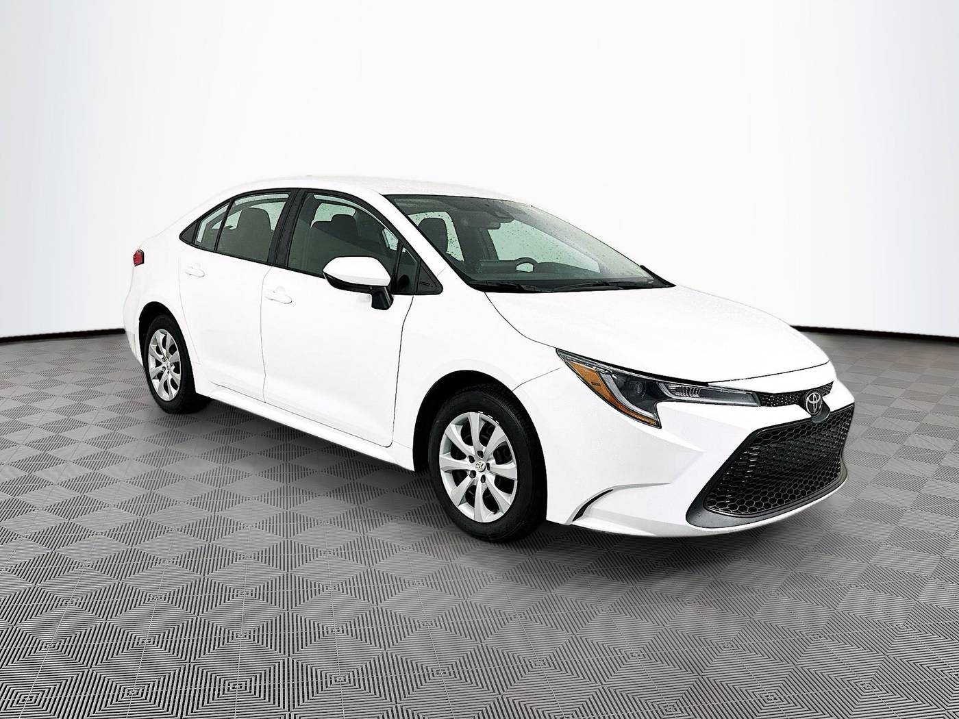 2022 Toyota Corolla LE — Sedan — 62,284 mi — Maplewood, MN