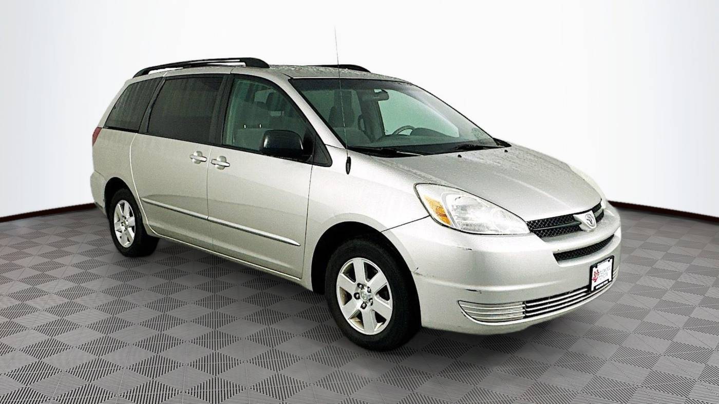 2005 Toyota Sienna LE — Minivan — 181,812 mi — Maplewood, MN