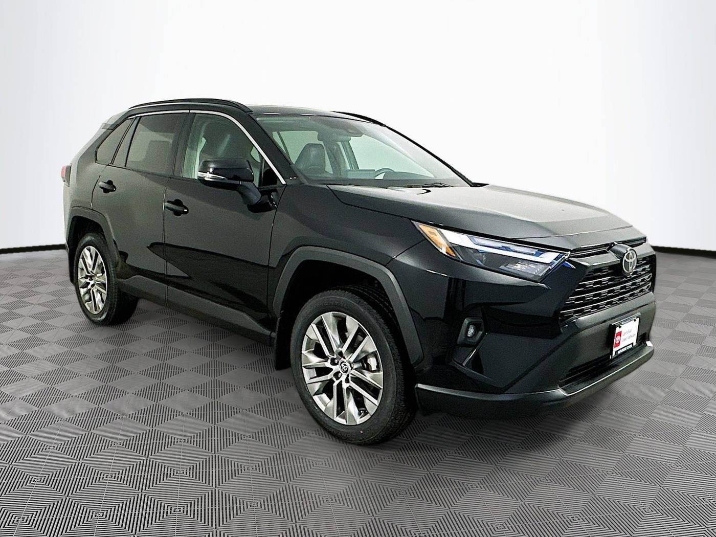 2023 Toyota RAV4 XLE Premium — SUV — 10,694 mi — Maplewood, MN