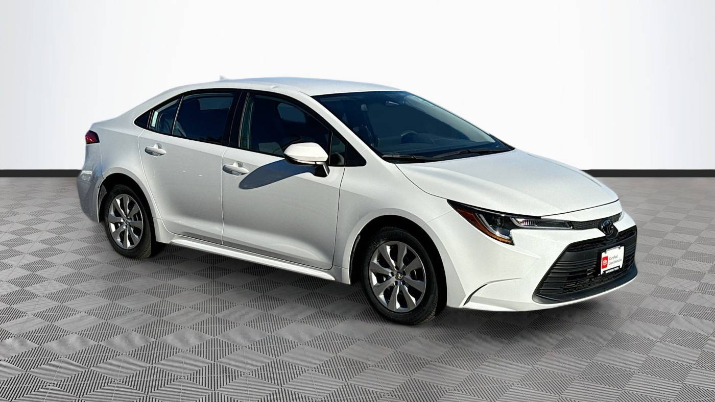 2024 Toyota Corolla LE — Sedan — 26,583 mi — Maplewood, MN