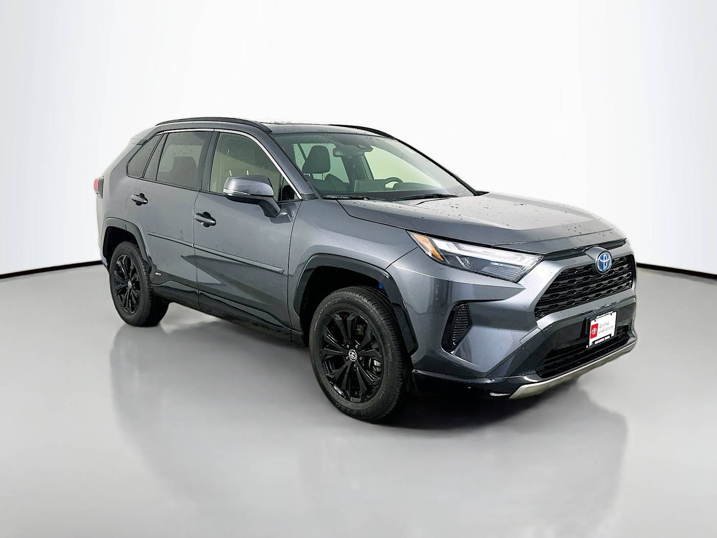 2022 Toyota RAV4 Hybrid SE — SUV — 11,272 mi — Maplewood, MN