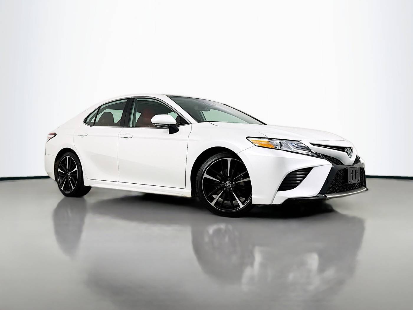 2020 Toyota Camry XSE V6 — Sedan — 33,268 mi — Maplewood, MN