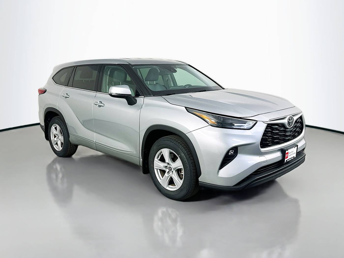 2022 Toyota Highlander LE — SUV — 25,661 mi — Maplewood, MN