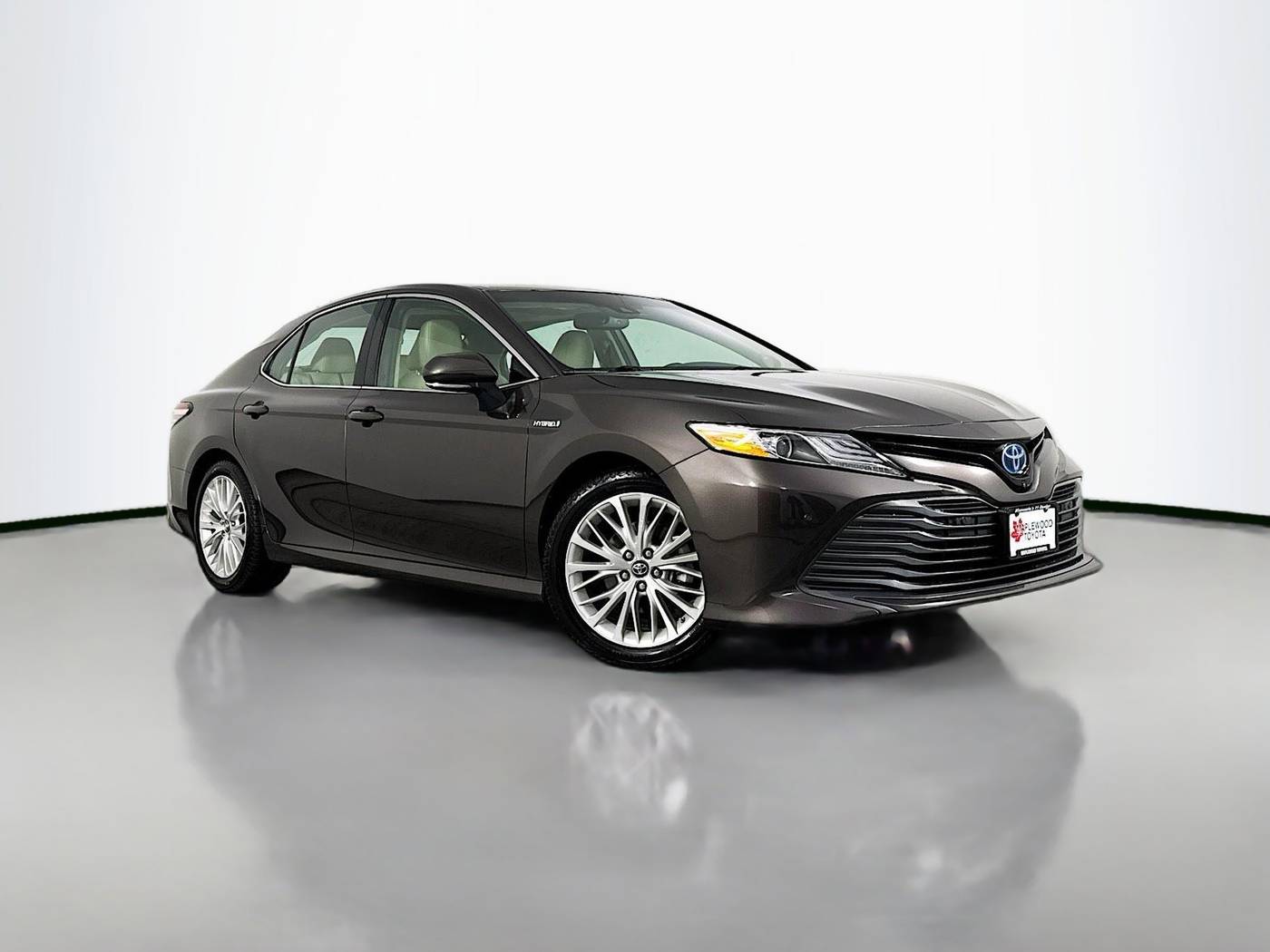 2019 Toyota Camry Hybrid XLE — Sedan — 83,020 mi — Maplewood, MN