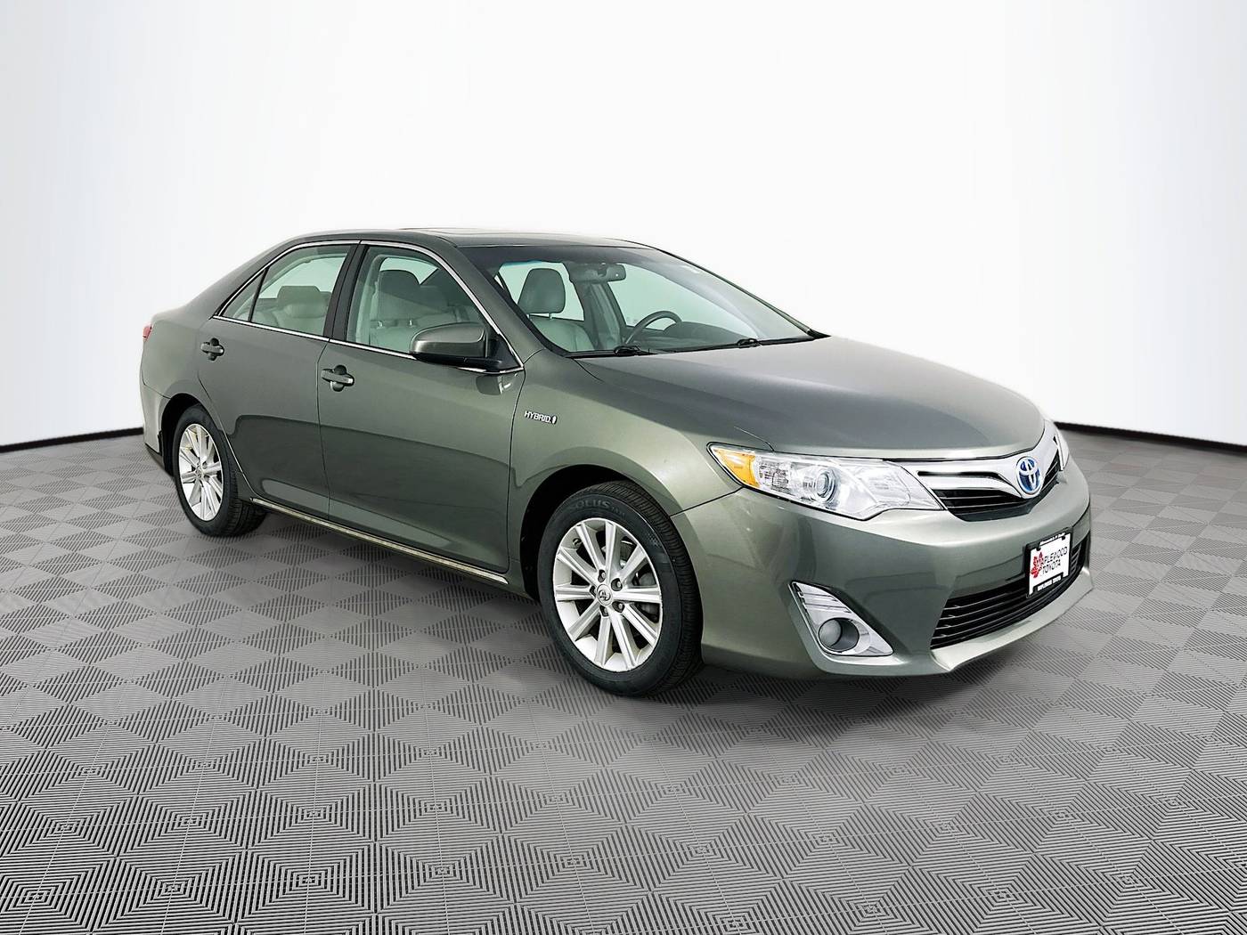 2012 Toyota Camry Hybrid XLE — Sedan — 159,279 mi — Maplewood, MN