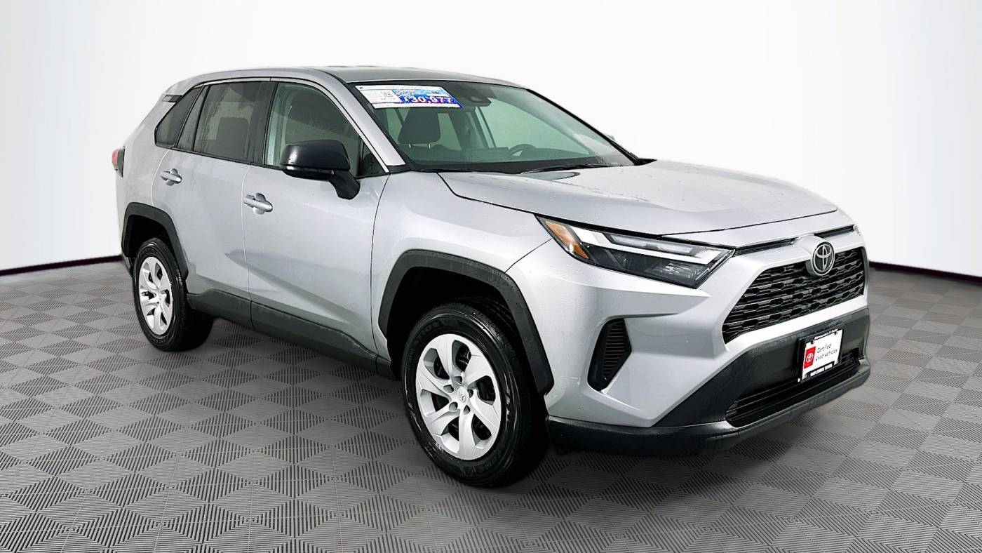 2024 Toyota RAV4 LE — SUV — 24,317 mi — Maplewood, MN