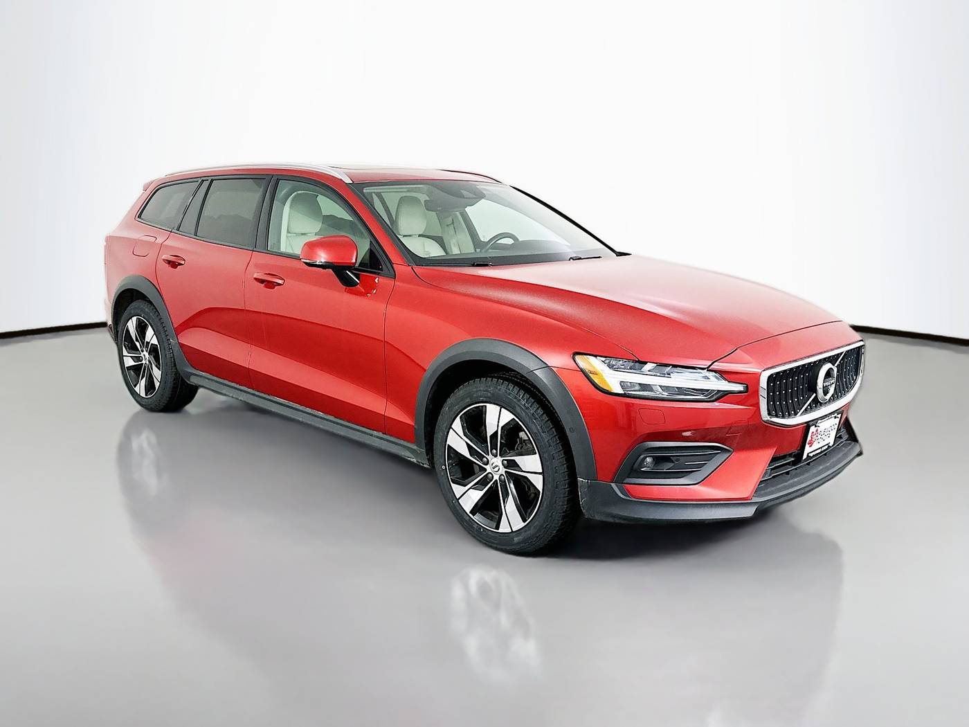 2020 Volvo V60 Cross Country T5 — Wagon — 65,366 mi — Maplewood, MN
