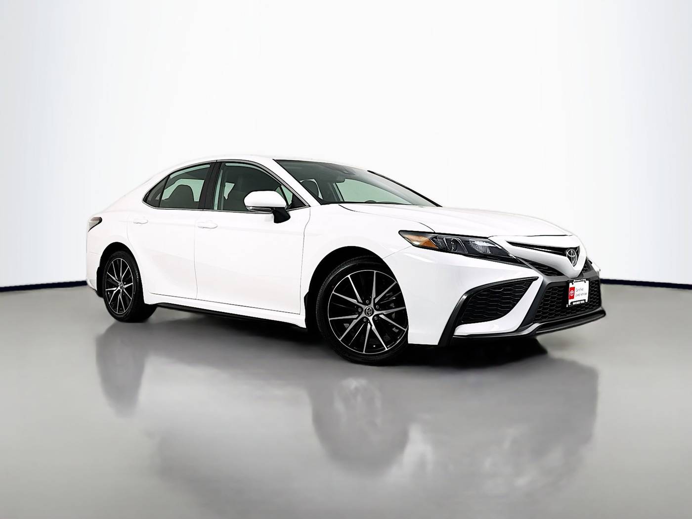 2024 Toyota Camry SE — Sedan — 23,965 mi — Maplewood, MN