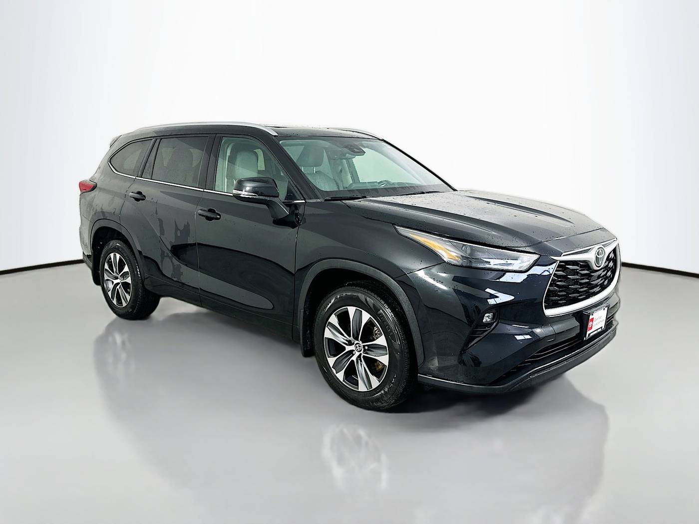 2022 Toyota Highlander XLE — SUV — 53,246 mi — Maplewood, MN