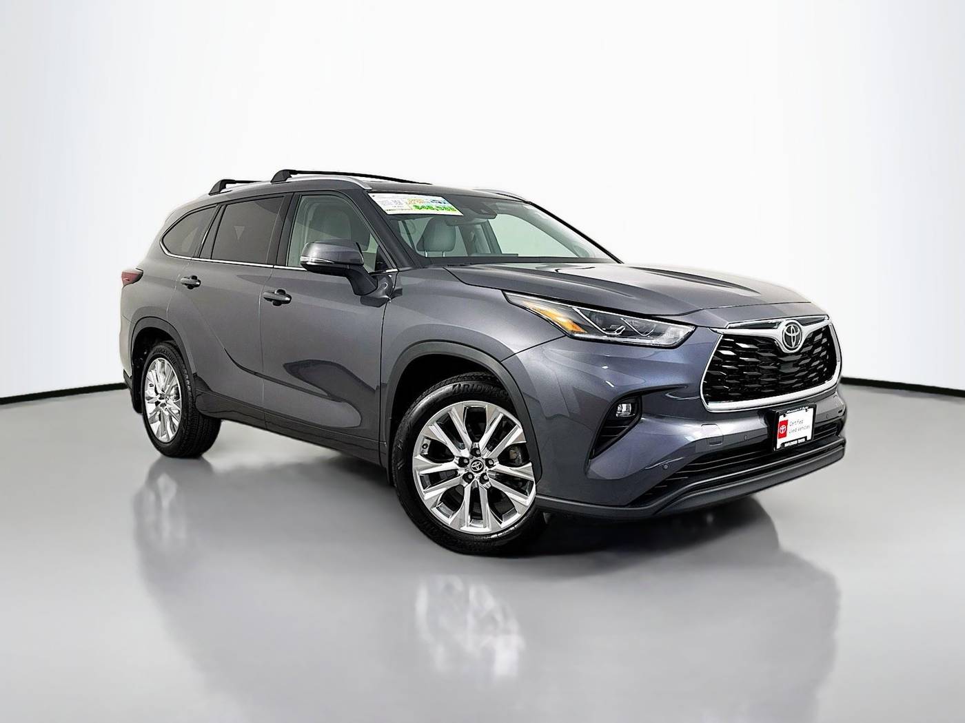 2024 Toyota Highlander Limited — SUV — 18,891 mi — Maplewood, MN
