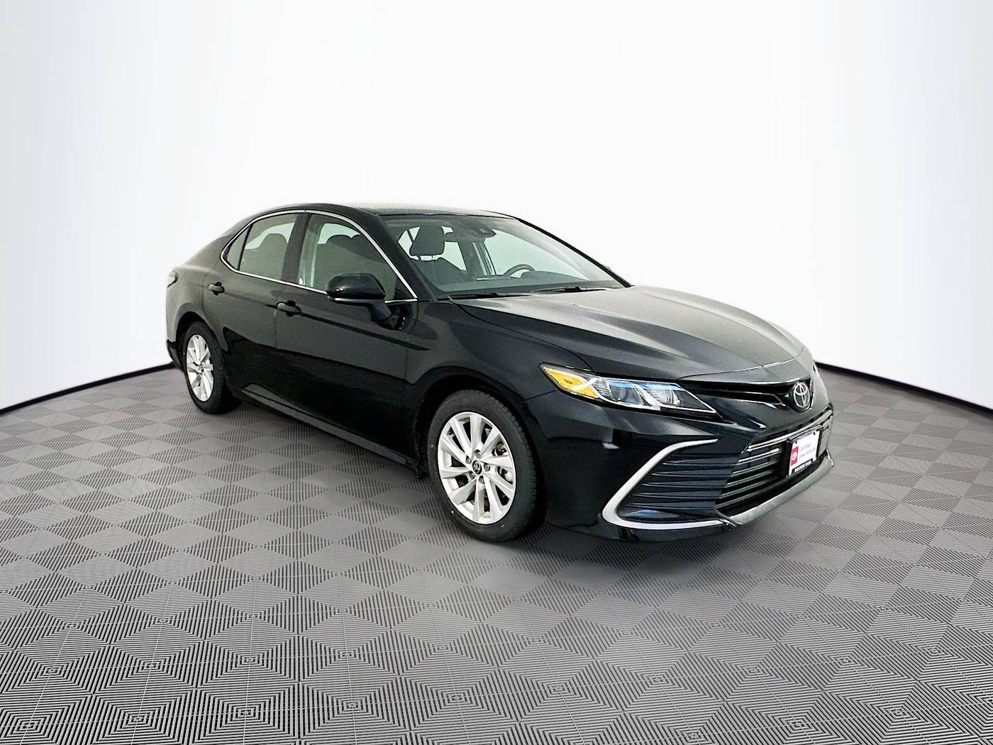 2024 Toyota Camry LE — Sedan — 42,727 mi — Maplewood, MN