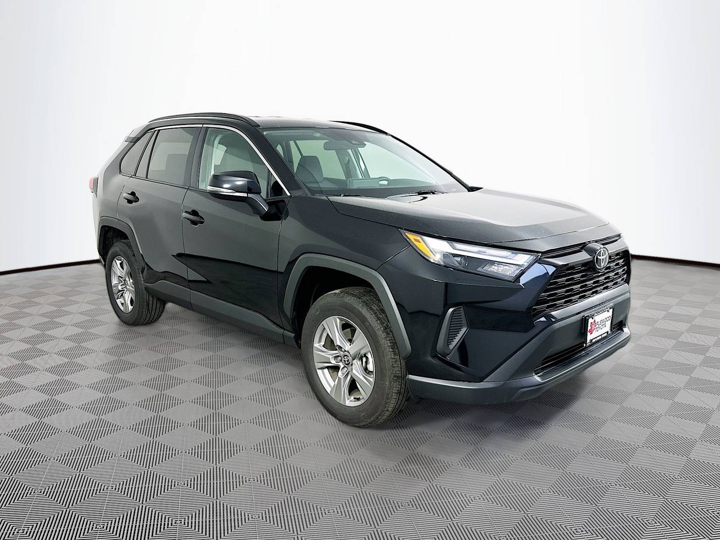 2024 Toyota RAV4 XLE — SUV — 17,911 mi — Maplewood, MN