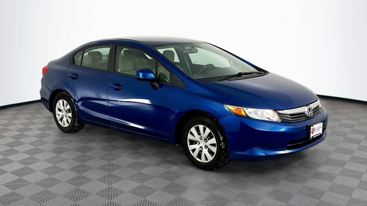 2012 Honda Civic LX — Sedan — 156,701 mi — Maplewood, MN