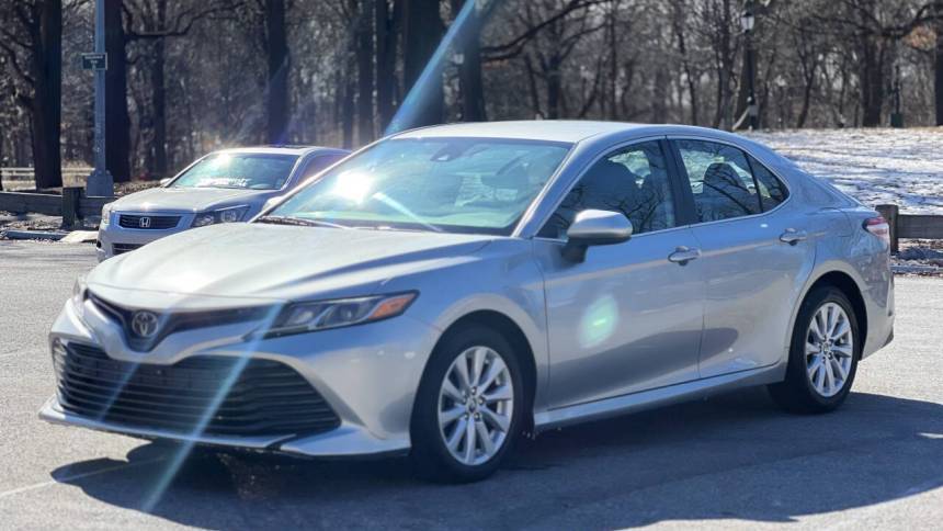 2019 Toyota Camry LE — Sedan — 63,620 mi — Ridgewood, NY