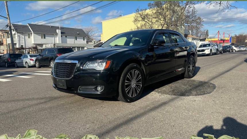 2014 Chrysler 300 S — Sedan — 124,155 mi — Ridgewood, NY