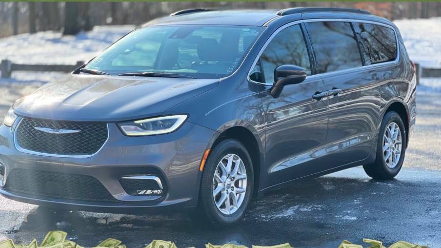 2022 Chrysler Pacifica Touring L — Minivan — 80,470 mi — Ridgewood, NY