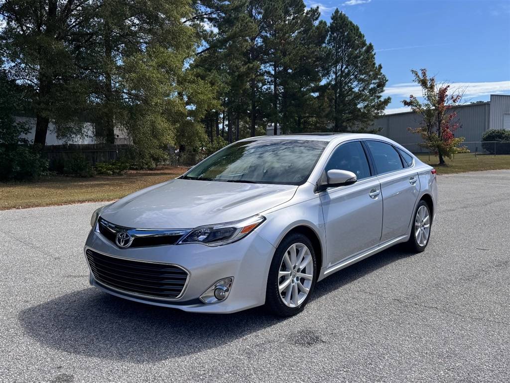 2013 Toyota Avalon XLE — Sedan — 152,747 mi — Smithfield, NC