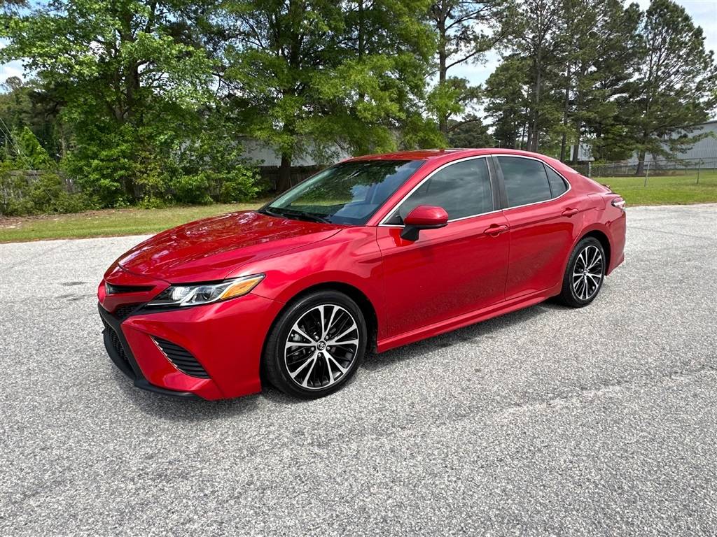 2020 Toyota Camry SE — Sedan — 135,588 mi — Smithfield, NC
