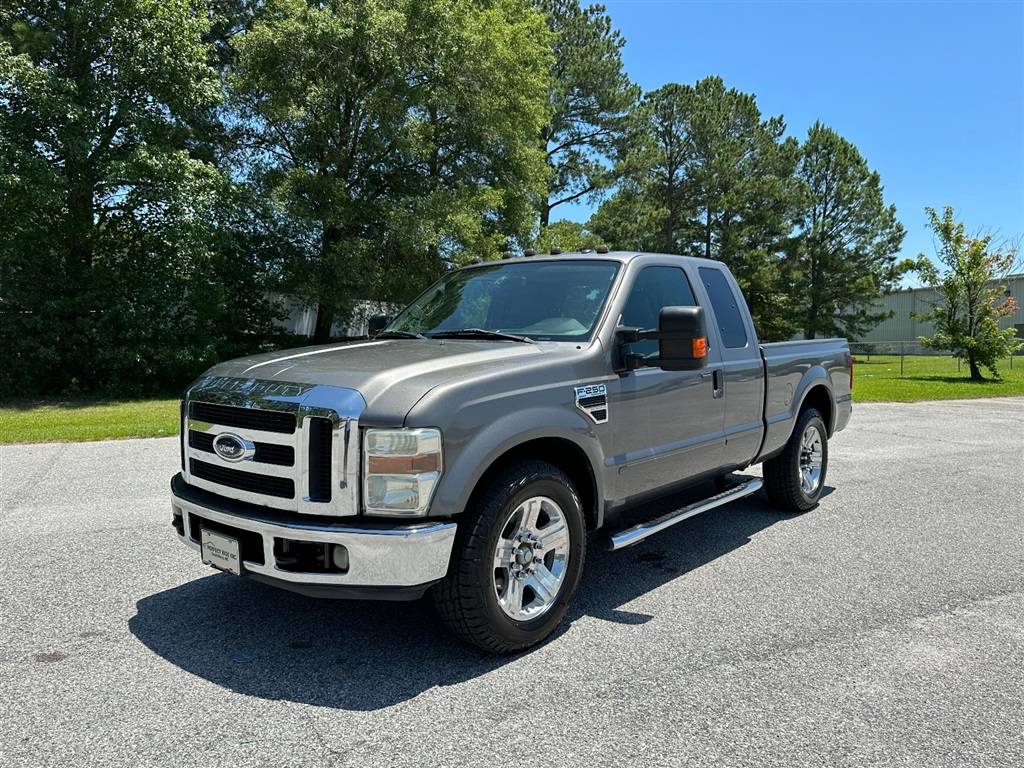 2009 Ford Super Duty F-250 XL — Pickup Truck — 195,561 mi — Smithfield, NC