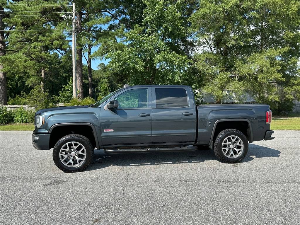2017 GMC Sierra 1500 SLT — Pickup Truck — 145,198 mi — Smithfield, NC