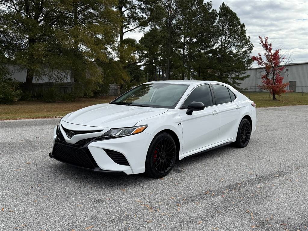 2020 Toyota Camry SE — Sedan — 90,132 mi — Smithfield, NC