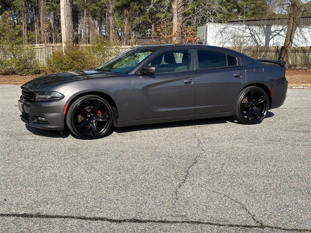 2016 Dodge Charger SXT — Sedan — 137,354 mi — Smithfield, NC