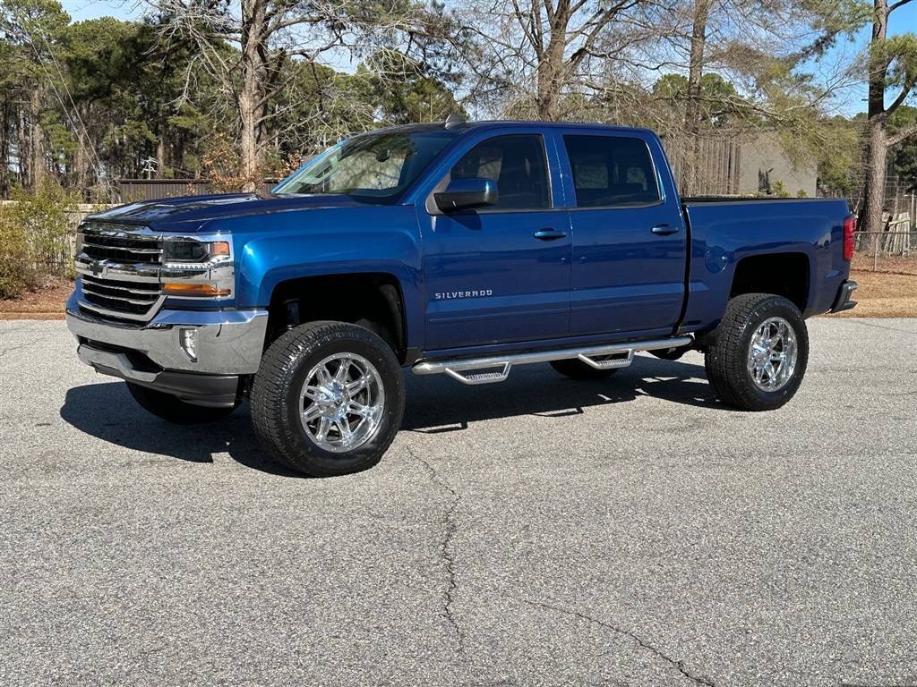 2017 Chevrolet Silverado 1500 LT — Pickup Truck — 129,182 mi — Smithfield, NC