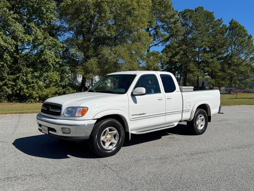 2001 Toyota Tundra Limited — Pickup Truck — 156,129 mi — Smithfield, NC