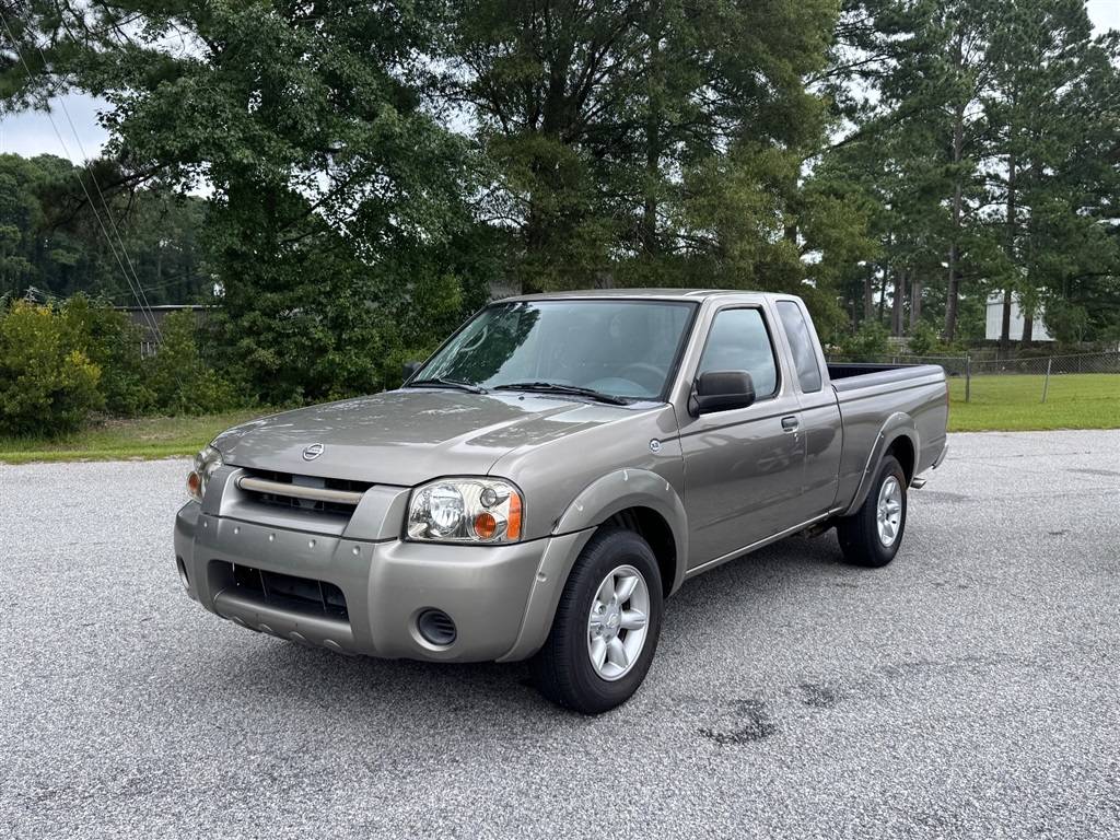 2004 Nissan Frontier Base — Pickup Truck — 122,101 mi — Smithfield, NC