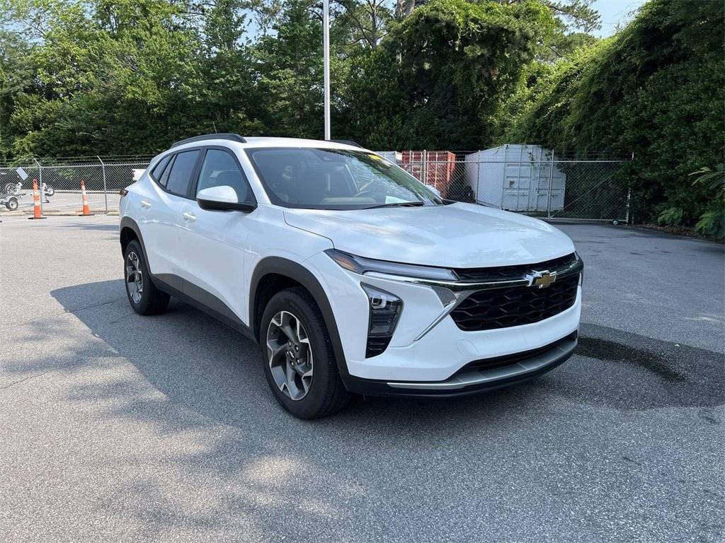 2025 Chevrolet Trax LT — SUV — 7,533 mi — Fayetteville, NC