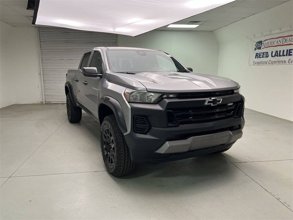 2025 Chevrolet Colorado Trail Boss — Pickup Truck — 2,492 mi — Fayetteville, NC