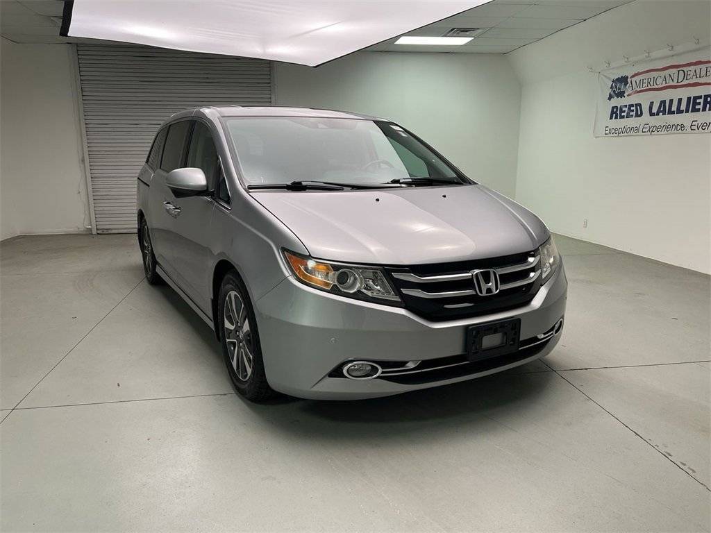2016 Honda Odyssey Touring Elite — Minivan — 86,700 mi — Fayetteville, NC