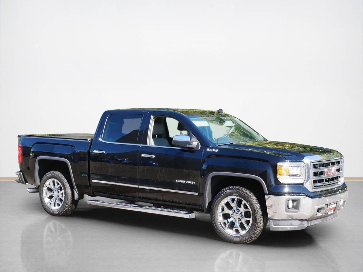 2014 GMC Sierra 1500 SLT — Pickup Truck — 195,426 mi — Maplewood, MN