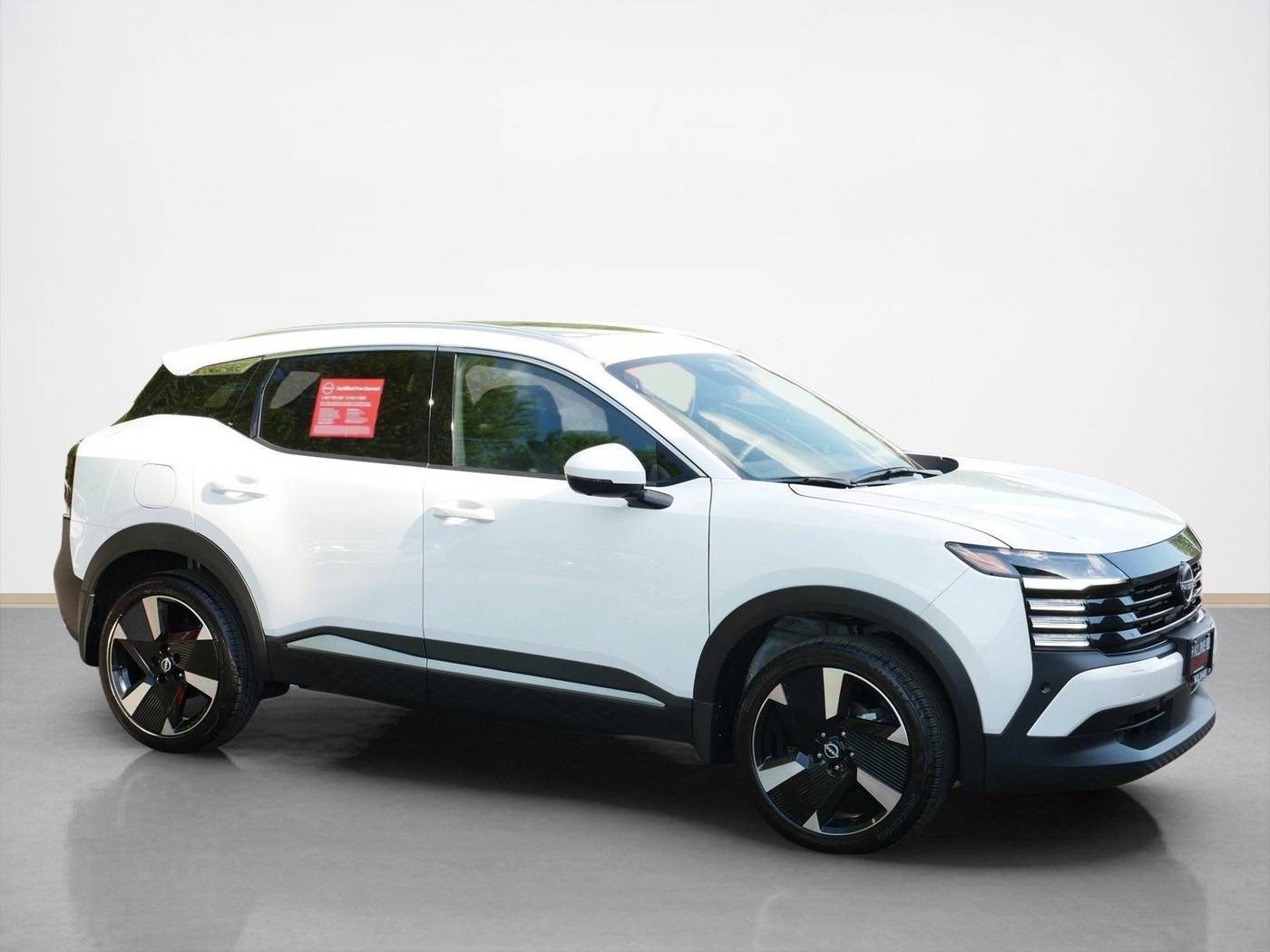 2025 Nissan Kicks SR — SUV — 2,409 mi — Maplewood, MN