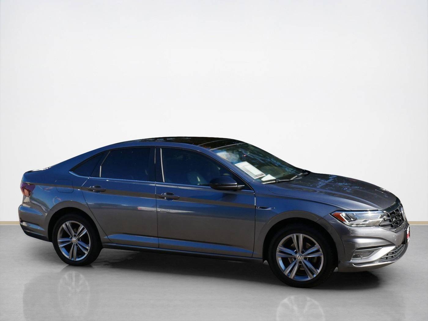 2019 Volkswagen Jetta R-Line — Sedan — 122,859 mi — Maplewood, MN
