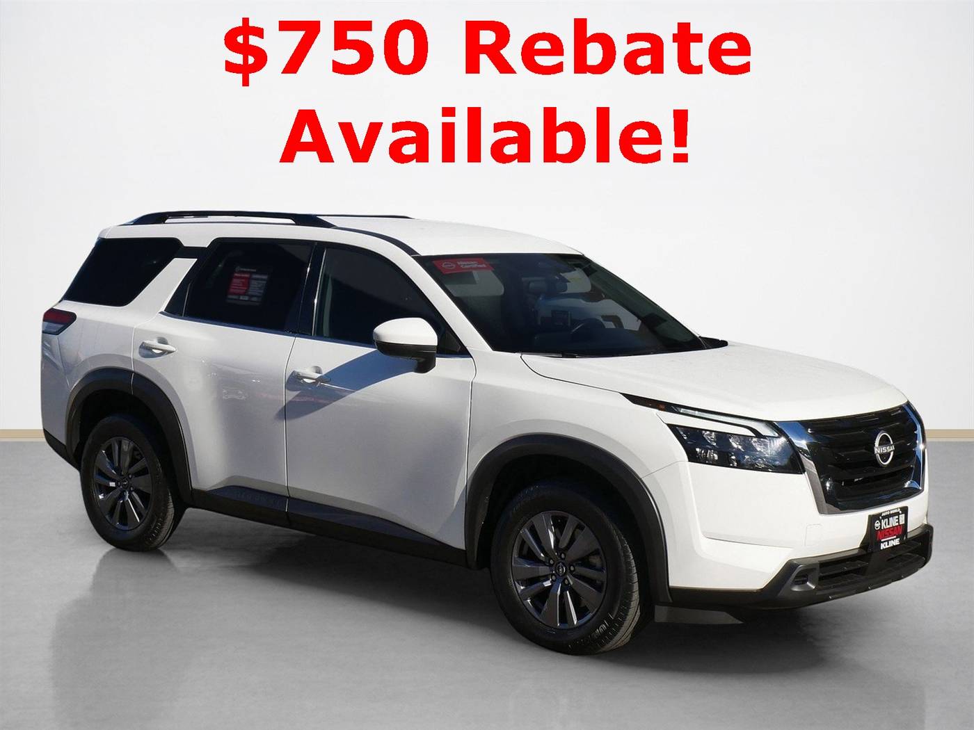 2025 Nissan Pathfinder SV — SUV — 34,602 mi — Maplewood, MN