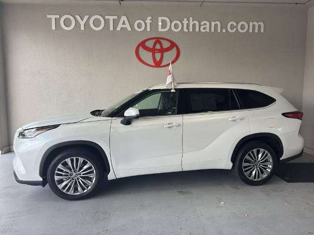 2022 Toyota Highlander Platinum — SUV — 17,987 mi — Dothan, AL