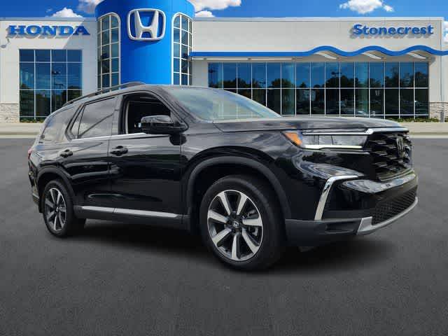 2025 Honda Pilot Touring — SUV — 13,569 mi — Stonecrest, GA