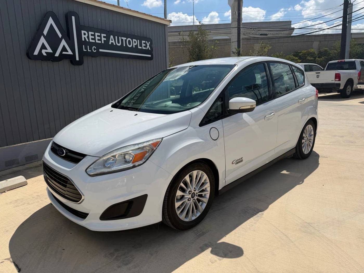 2017 Ford C-Max Energi SE — Hatchback — 27,929 mi — San Antonio, TX