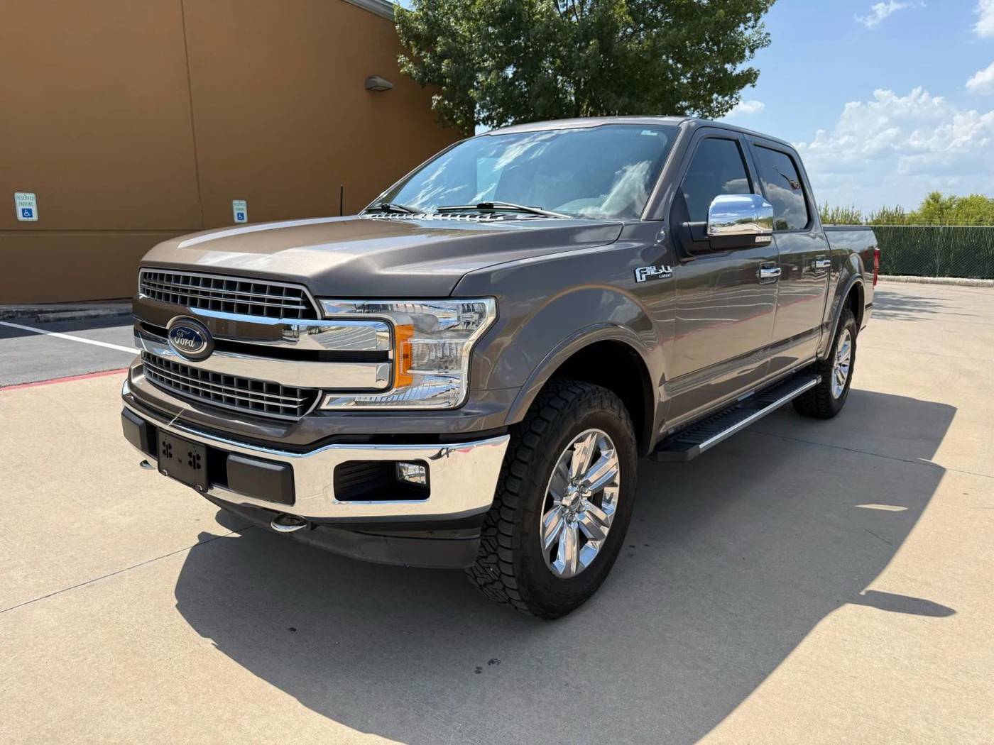 2018 Ford F-150 Lariat — Pickup Truck — 87,933 mi — San Antonio, TX