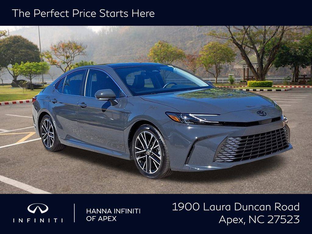 2025 Toyota Camry Hybrid XLE — Sedan — 11,500 mi — Apex, NC