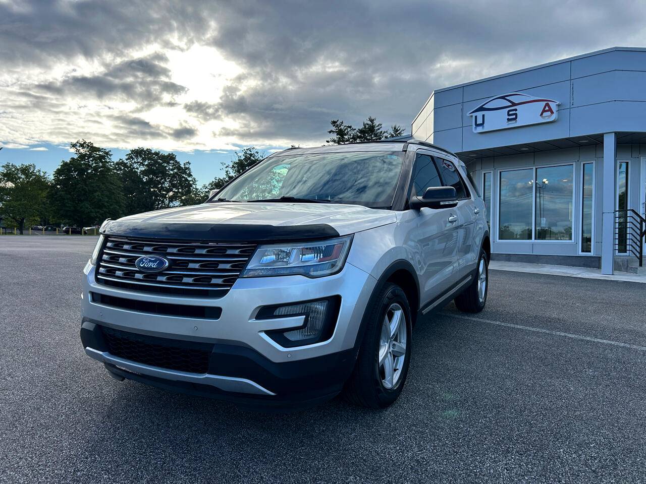 2017 Ford Explorer XLT — SUV — 97,807 mi — Langhorne, PA