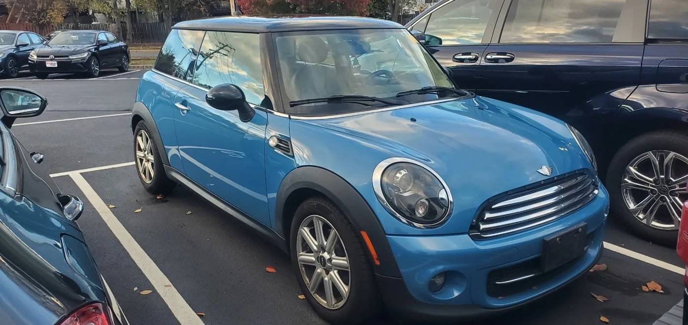 2013 MINI Hardtop Cooper — Hatchback — 92,017 mi — Sterling, VA
