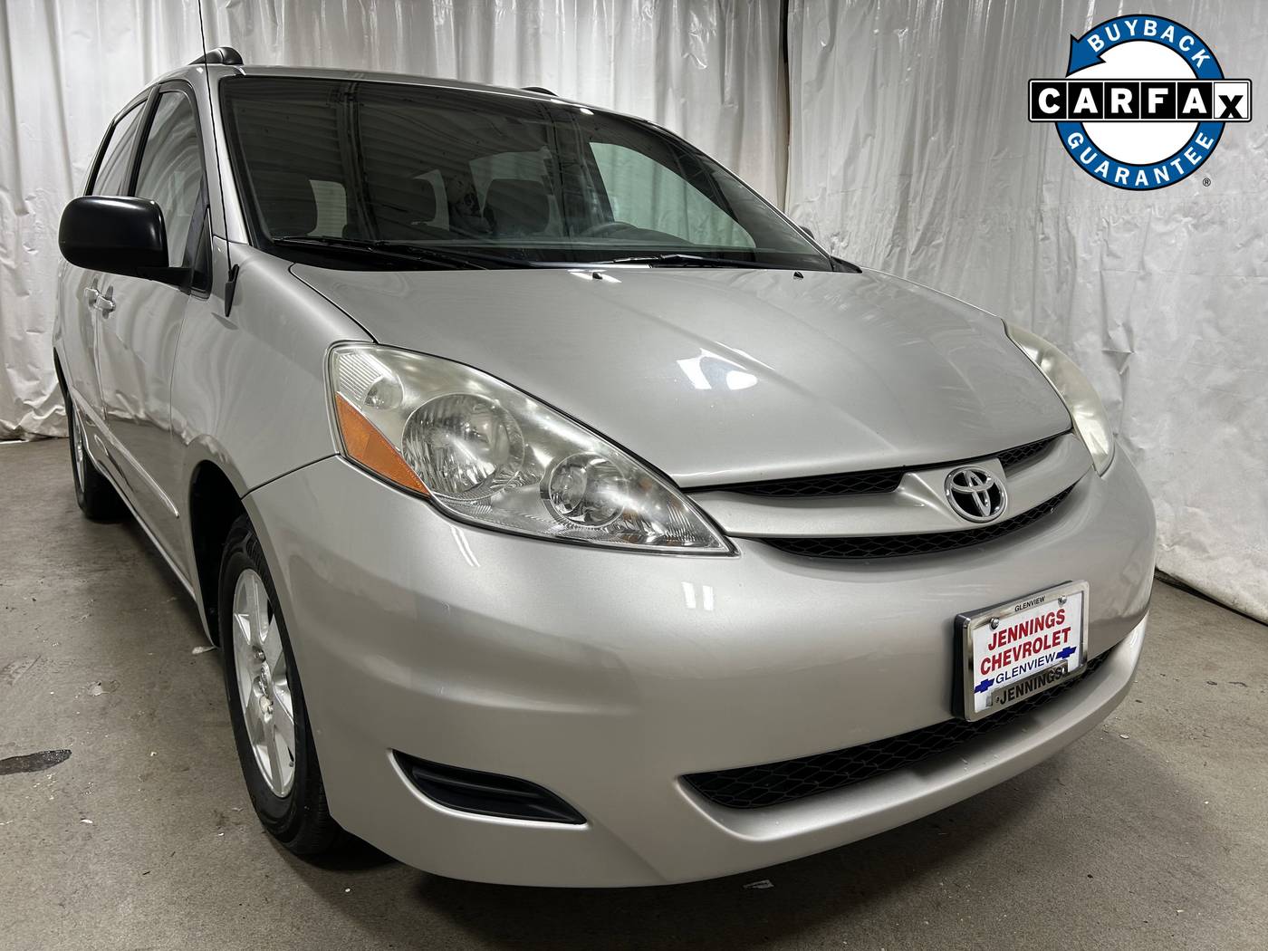 2006 Toyota Sienna CE — Minivan — 125,381 mi — Glenview, IL
