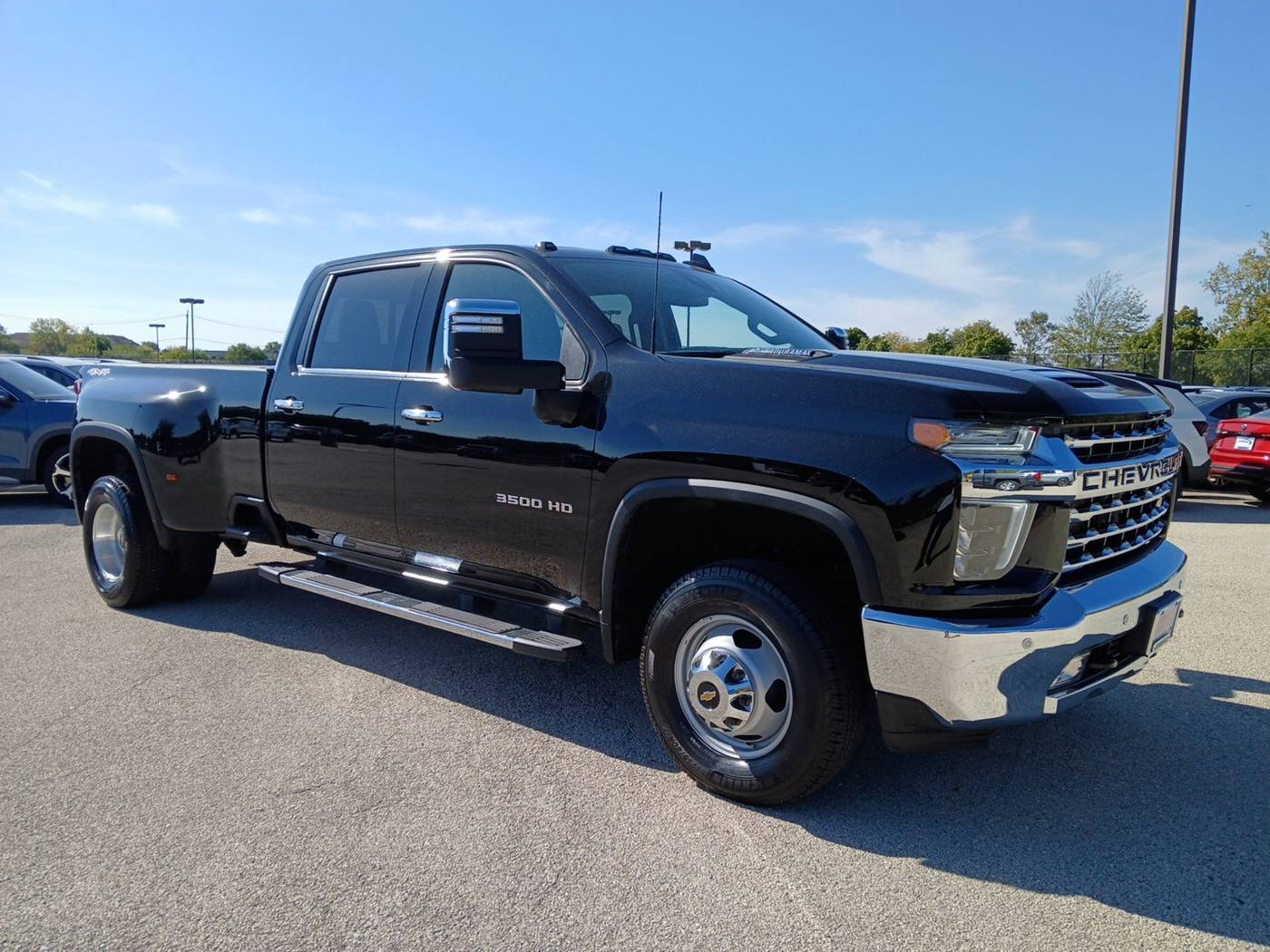 2022 Chevrolet Silverado 3500HD LTZ — Pickup Truck — 5,474 mi — Glenview, IL