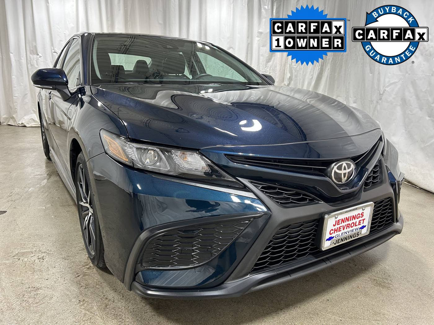2021 Toyota Camry SE — Sedan — 14,805 mi — Glenview, IL