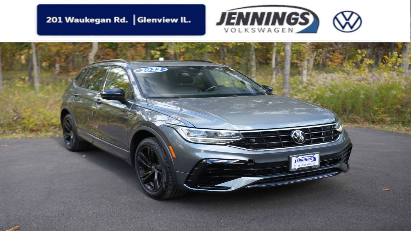 2023 Volkswagen Tiguan SE R-Line Black — SUV — 23,214 mi — Glenview, IL
