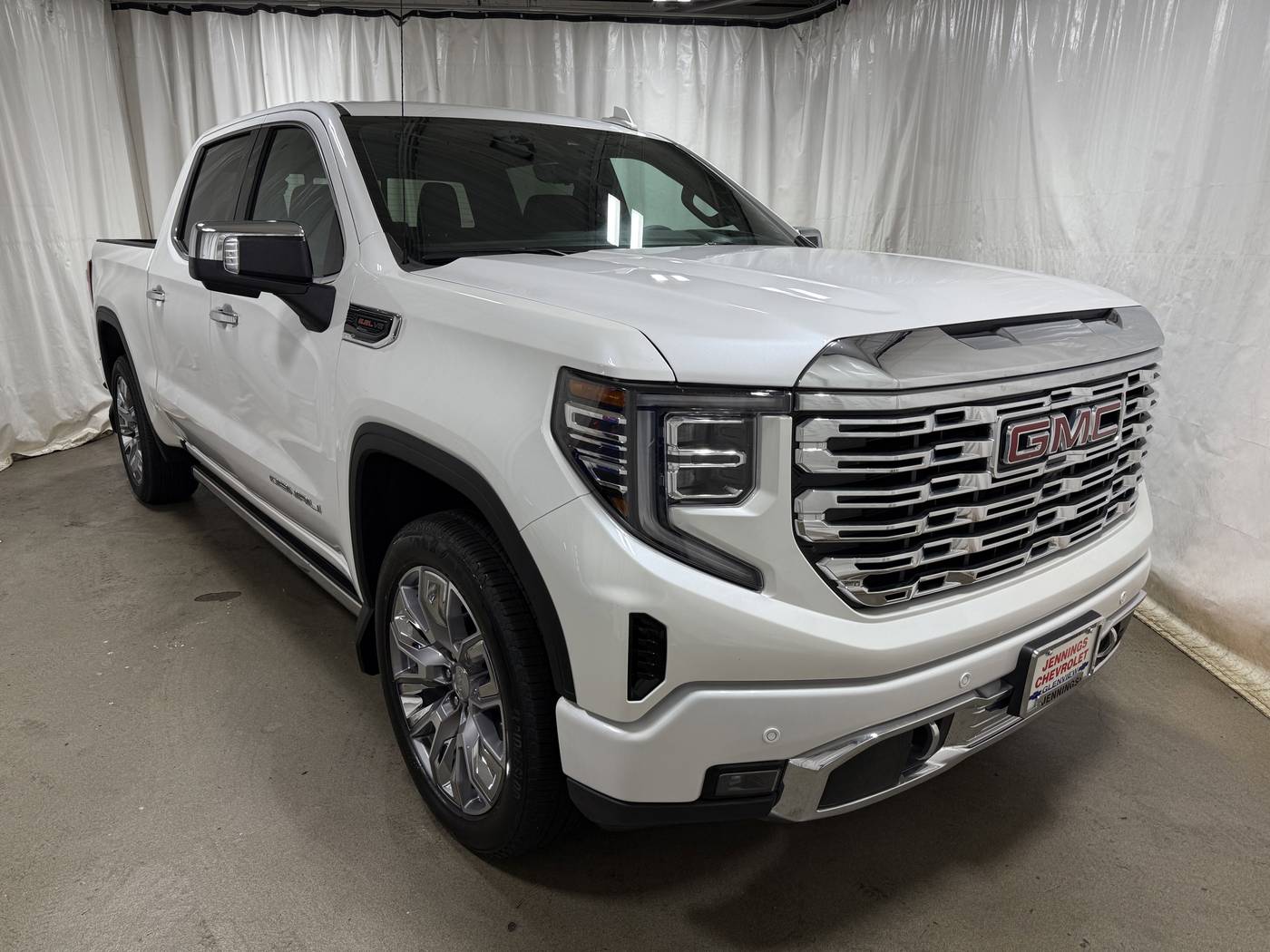 2024 GMC Sierra 1500 Denali — Pickup Truck — 30 mi — Glenview, IL
