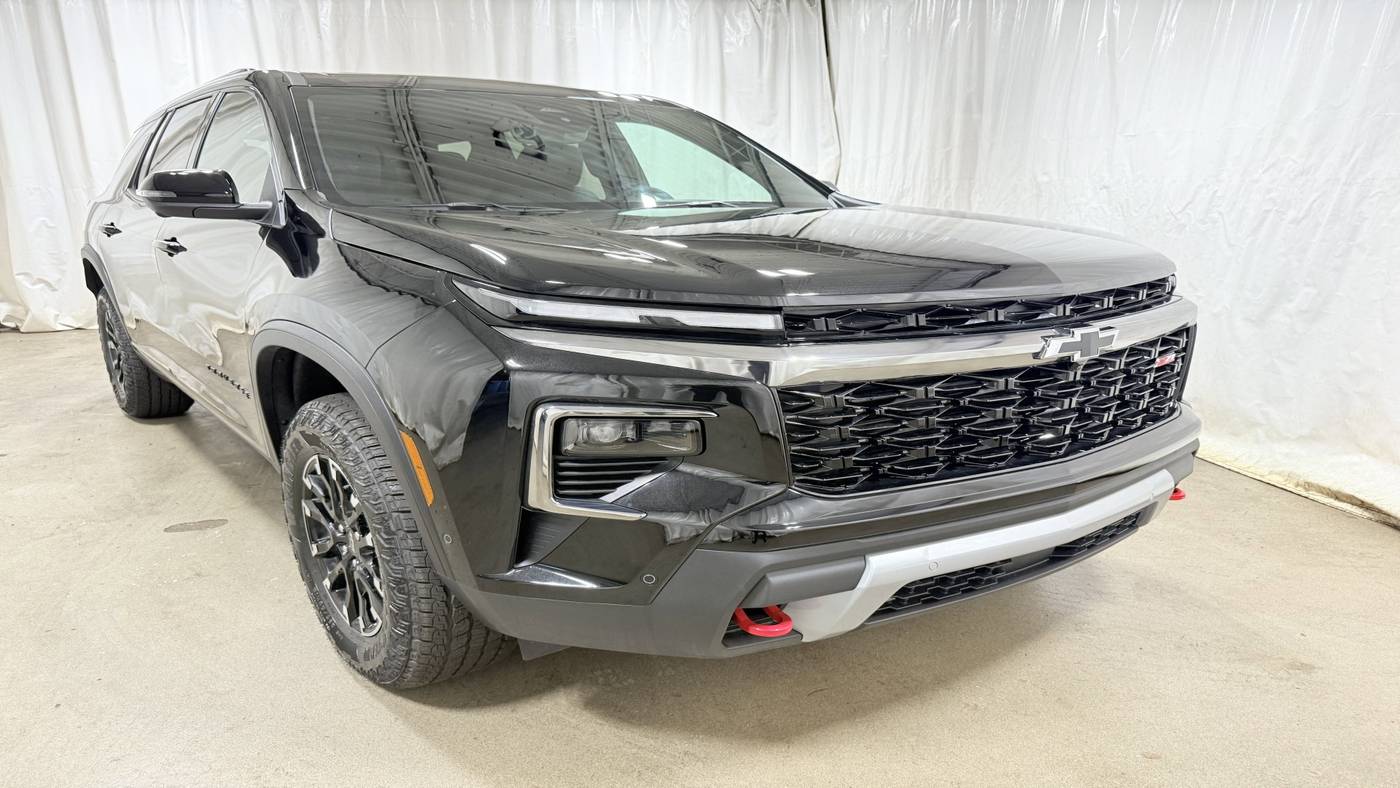 2025 Chevrolet Traverse Z71 — SUV — 7 mi — Glenview, IL